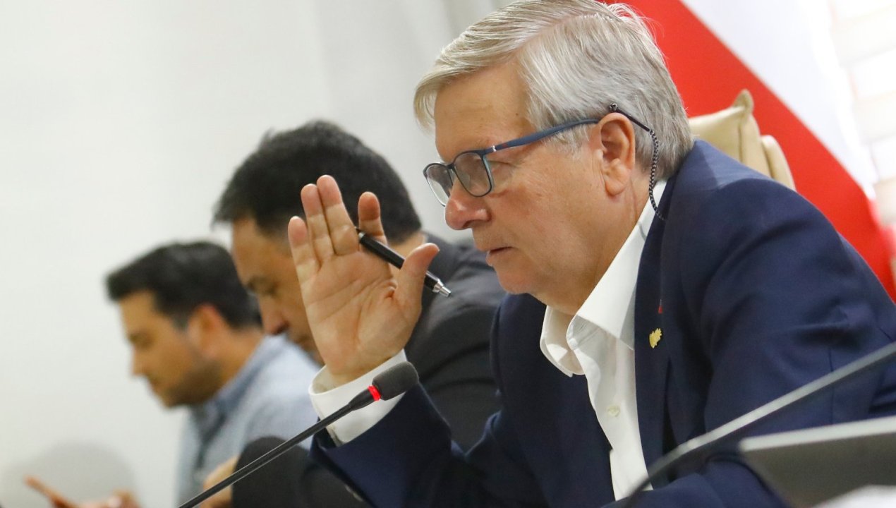 /curico-aprueba-ambulancia-4x4-para-los-niches