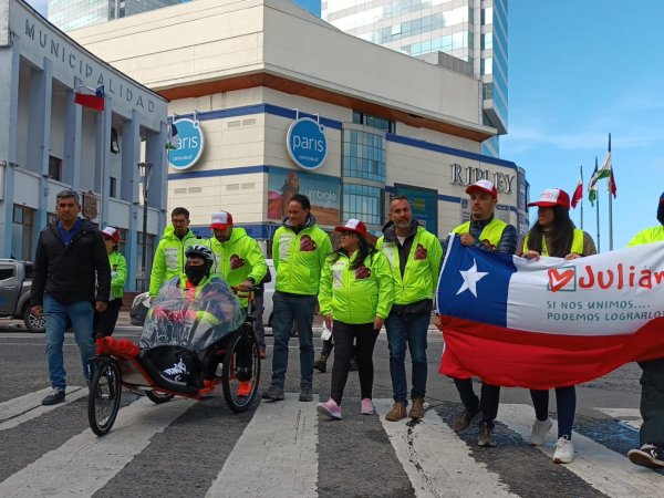 Joven puertomontino inicia travesía por Chile para reunir los $3.500 millones que podrían salvar su vida