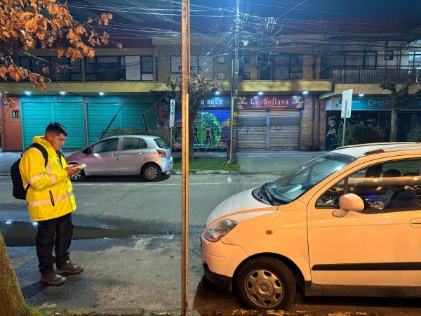 Puerto Montt implementa cobro nocturno de estacionamientos para mejorar seguridad y ordenar el centro
