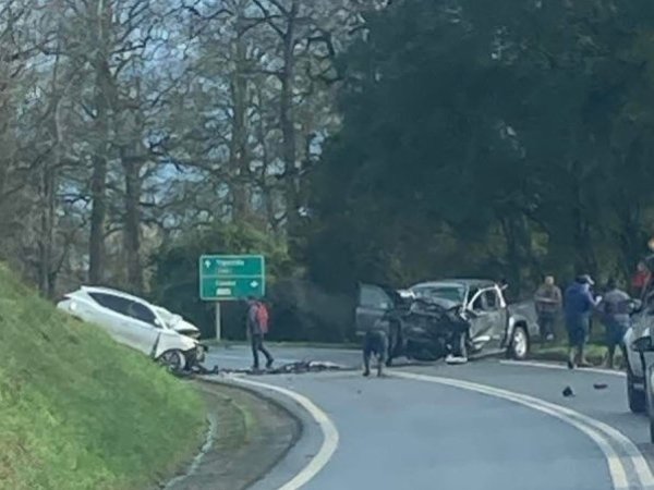 Grave accidente frontal en Frutillar deja una persona fallecida y tres lesionados en la ruta V-200