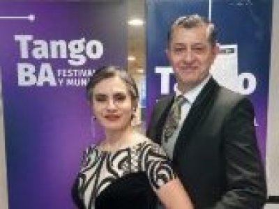 Pareja de Puerto Montt clasifica a la gran final del Mundial de Tango en Buenos Aires