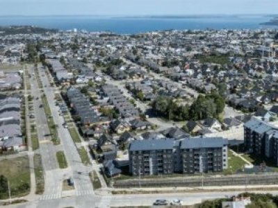 Mercado inmobiliario en Los Lagos: Puerto Varas lidera en valor por m² y Puerto Montt en búsqueda de viviendas
