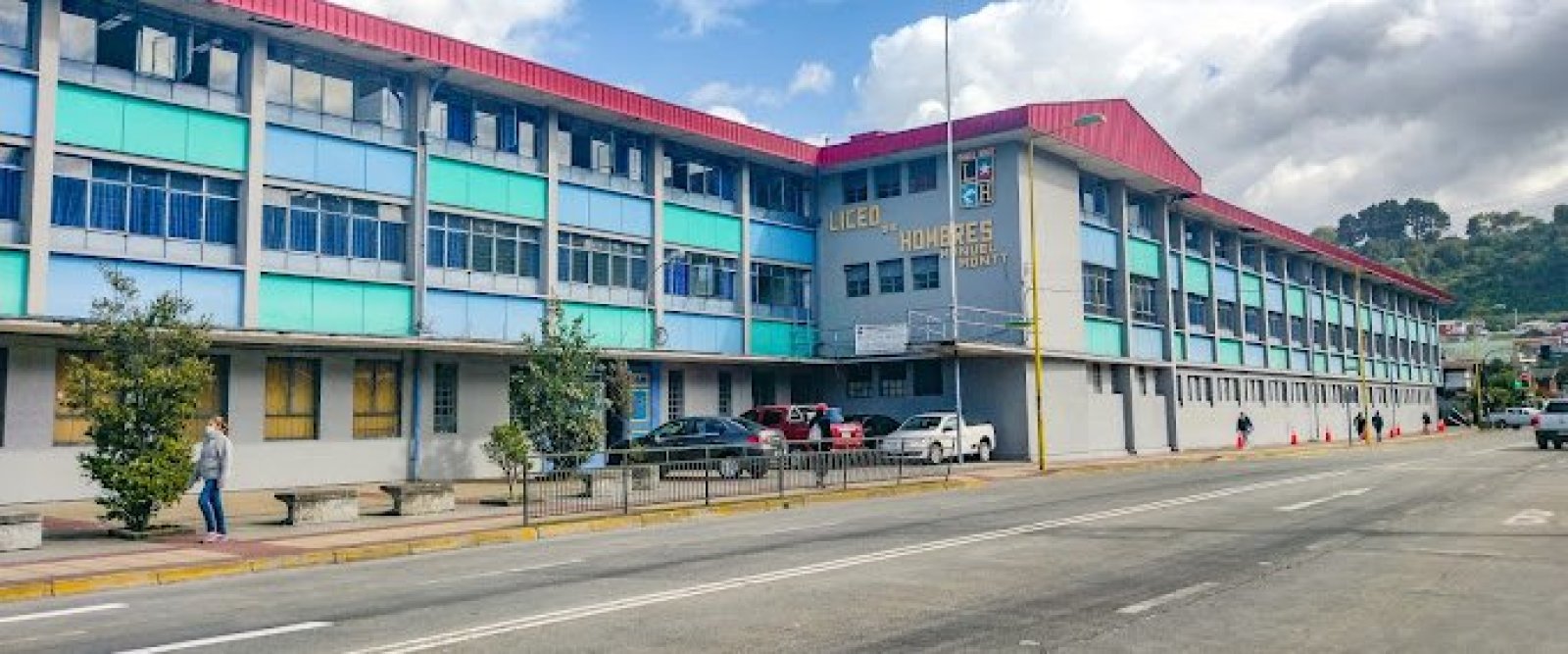 Puerto Montt enfrenta crisis educativa: 250 funcionarios serán desvinculados en 2026 antes del traspaso al SLEP Reloncaví