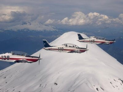 Futuros Oficiales de la FACh realizan Raid de Instrucción Aérea en aeronaves T-35 Pillán rumbo a Puerto Montt