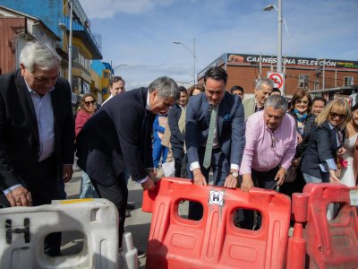 Puerto Montt habilita el tránsito en calle Varas tras 5 años de obras y controversias