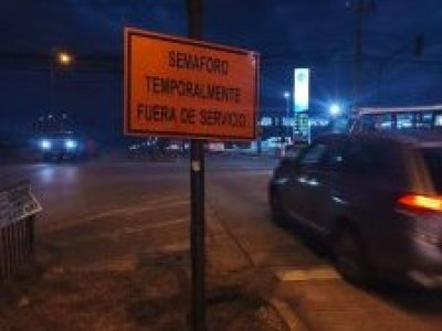 Puerto Montt enfrenta fallas graves en semáforos: uno no tiene arreglo inmediato y otros siguen en revisión