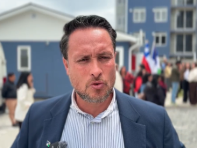 Alcalde Wainraihgt valora formalización de médicos extranjeros por venta de licencias médicas a funcionarios públicos