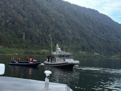 Hallan sexto cuerpo tras naufragio de embarcación salmonera en el Estuario de Reloncaví