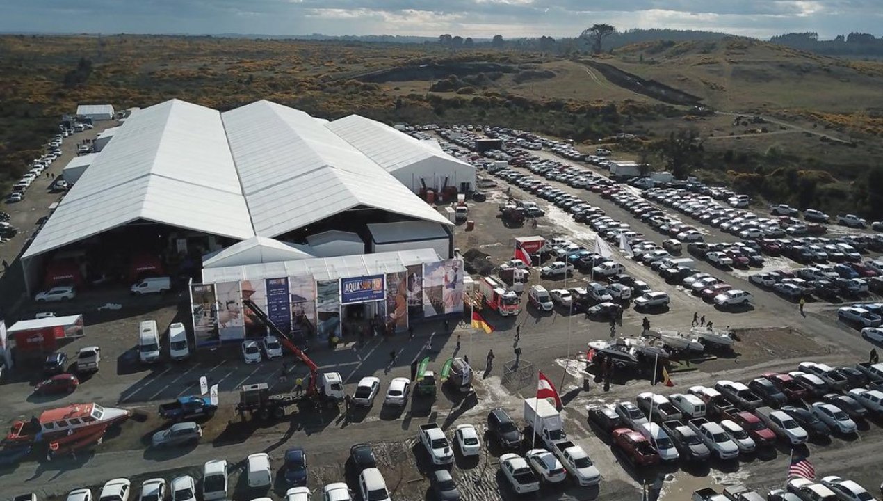 /local/aquasur-2026-comienza-montaje-sin-precedentes-de-20-000-m-en-ruta-5-sur