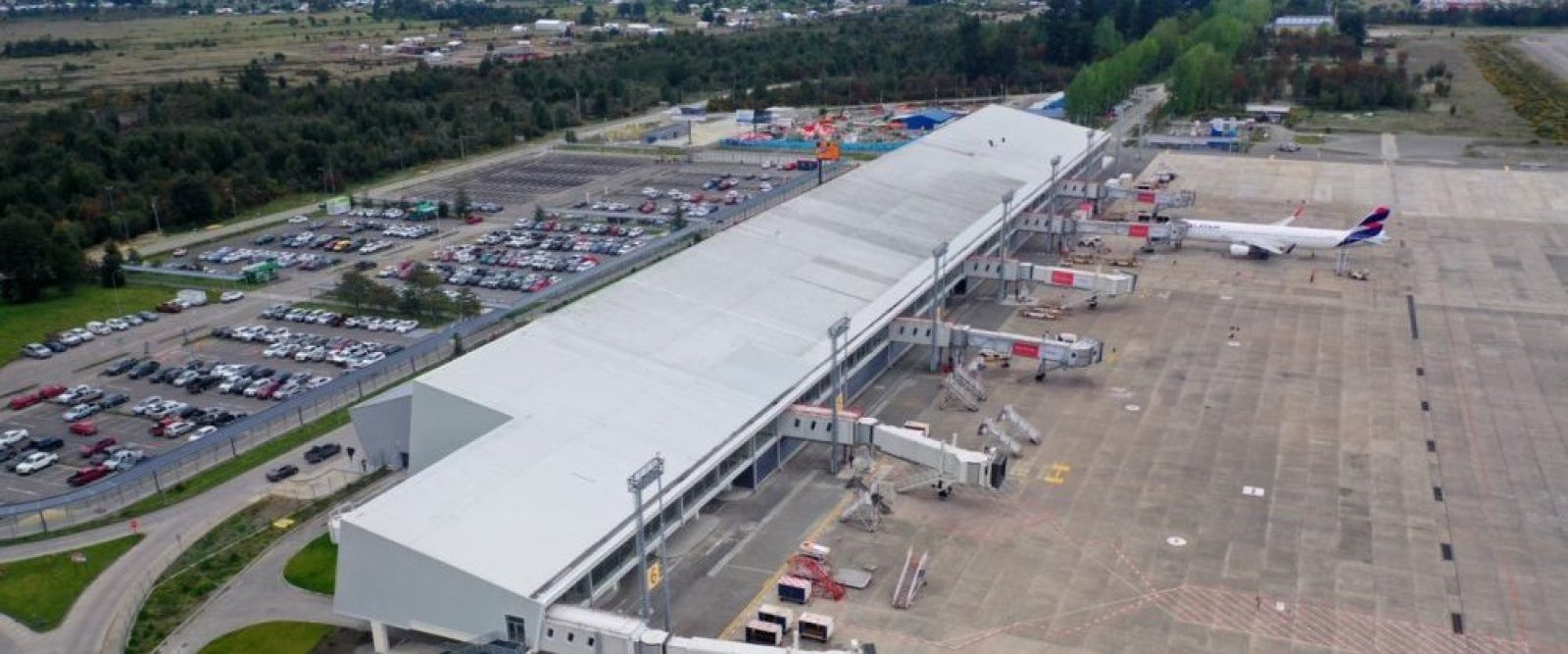 Santiago–Puerto Montt en el top 3 de los tramos aéreos con mayor demanda en Chile este verano