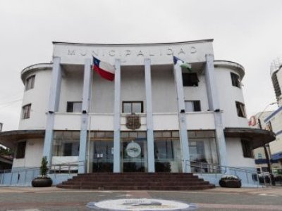 Condenan en Puerto Montt a hombre por falsificar permiso municipal para estacionar camión en el centro