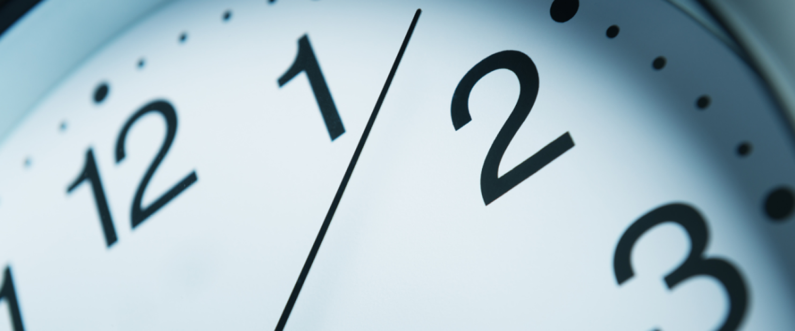 ¿Adiós al cambio de hora en Los Lagos? Autoridades piden mantener horario permanente