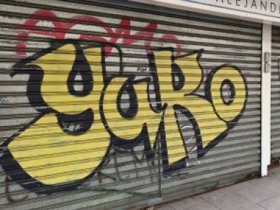 Formalizan a dos imputados por rayar más de 80 inmuebles en Puerto Montt: quedaron con arraigo nacional