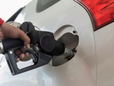 Bencinas en Puerto Montt tras histórica alza: revisa precios por litro y dónde cargar más barato hoy