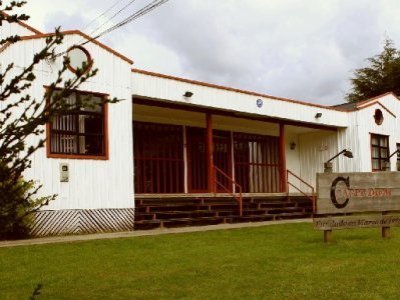 Grave crisis en colegios de Los Lagos: queman a estudiante en Castro y amenazas generan alerta en Puerto Montt