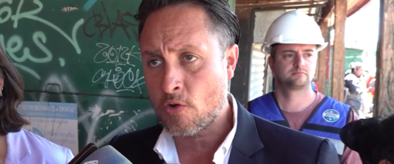 Renuncia jefe de gabinete de Puerto Montt tras denuncia en Contraloría: alcalde confirma salida de Felipe Hinostroza