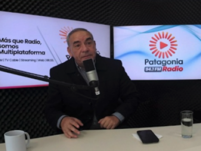 “Está en juego la soberanía de Chile”: Senador Espinoza denuncia que argentino compró tierras en zona prohibida de Chile usando doble nacionalidad