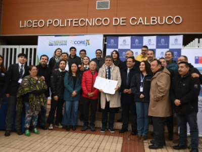 Polemica por actividad del presidente Kast en Calbuco: denuncian reinauguración de liceo entregado en 2025