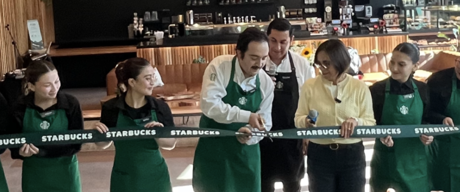 Starbucks llega a Puerto Varas con su primera tienda inspirada en la Patagonia