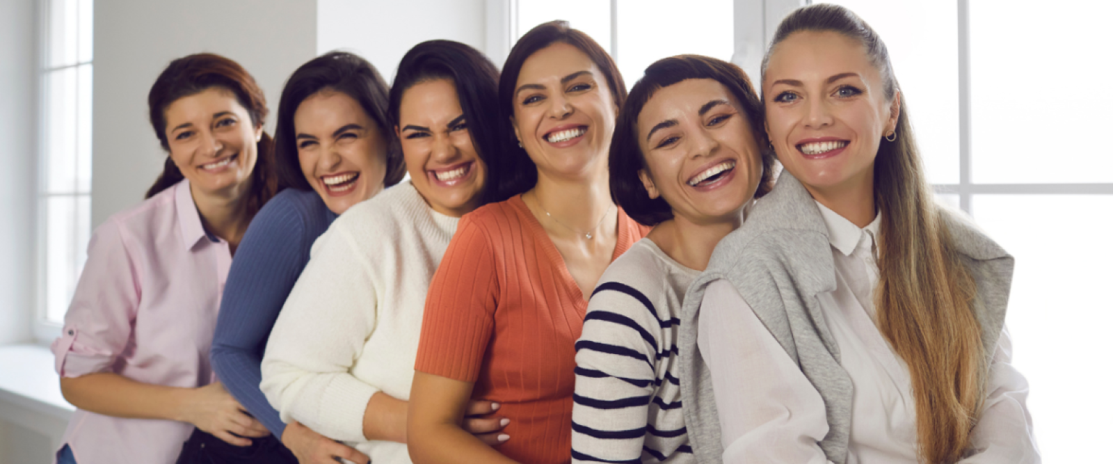 “Reinvéntate”: nueva comunidad femenina debutará en Puerto Varas con workshop de imagen, bienestar y neurociencia