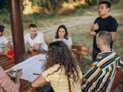 Jóvenes de Los Lagos son convocados a liderar el cambio: encuentro “Chile Nos Llama” busca despertar vocaciones de servicio