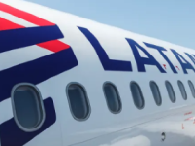 LATAM confirma impacto de ave en motor de avión que regresó a Puerto Montt