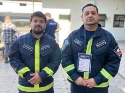 Dos bomberos de Puerto Montt viajan a Venezuela para integrar misión internacional de rescate tras devastador terremoto