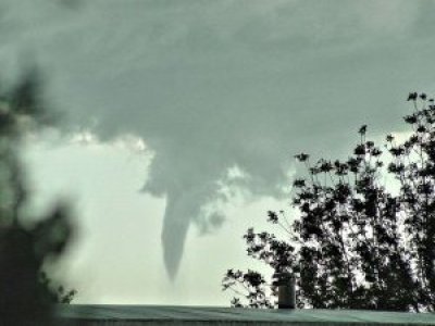 Alertan por posible formación de nubes tornádicas en Los Lagos ante nuevo sistema frontal