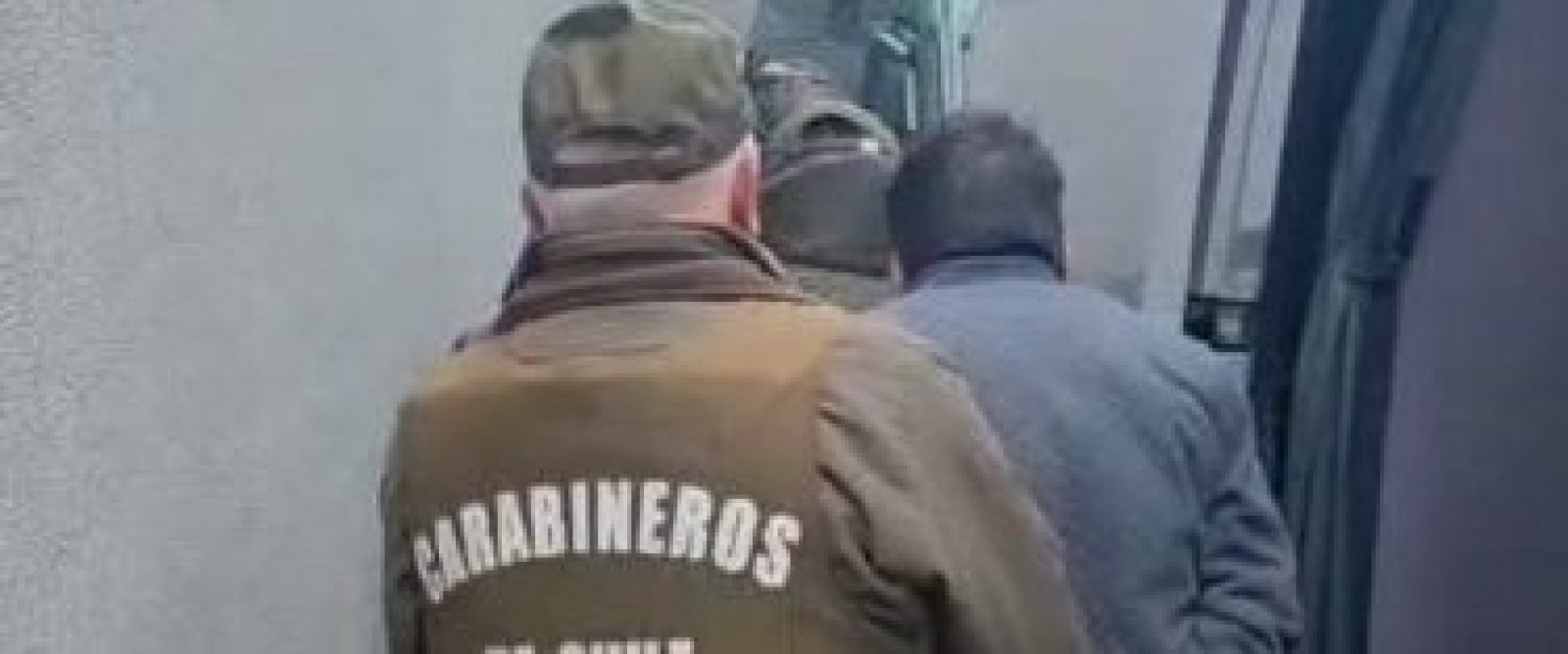 Tres prófugos de la justicia fueron capturados en Alerce: uno era buscado por femicidio íntimo