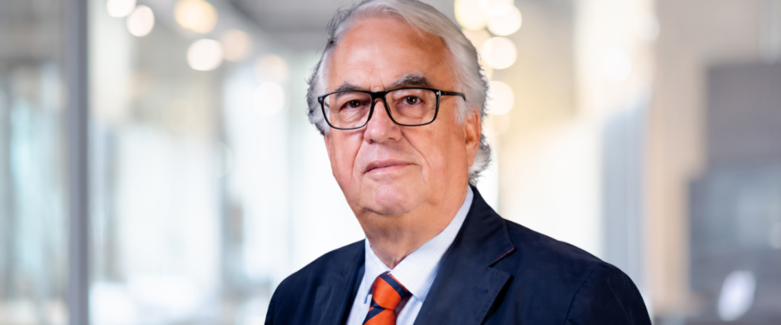 Ex Intendente Harry Jürgensen advierte una crisis de liderazgo en Chile: 