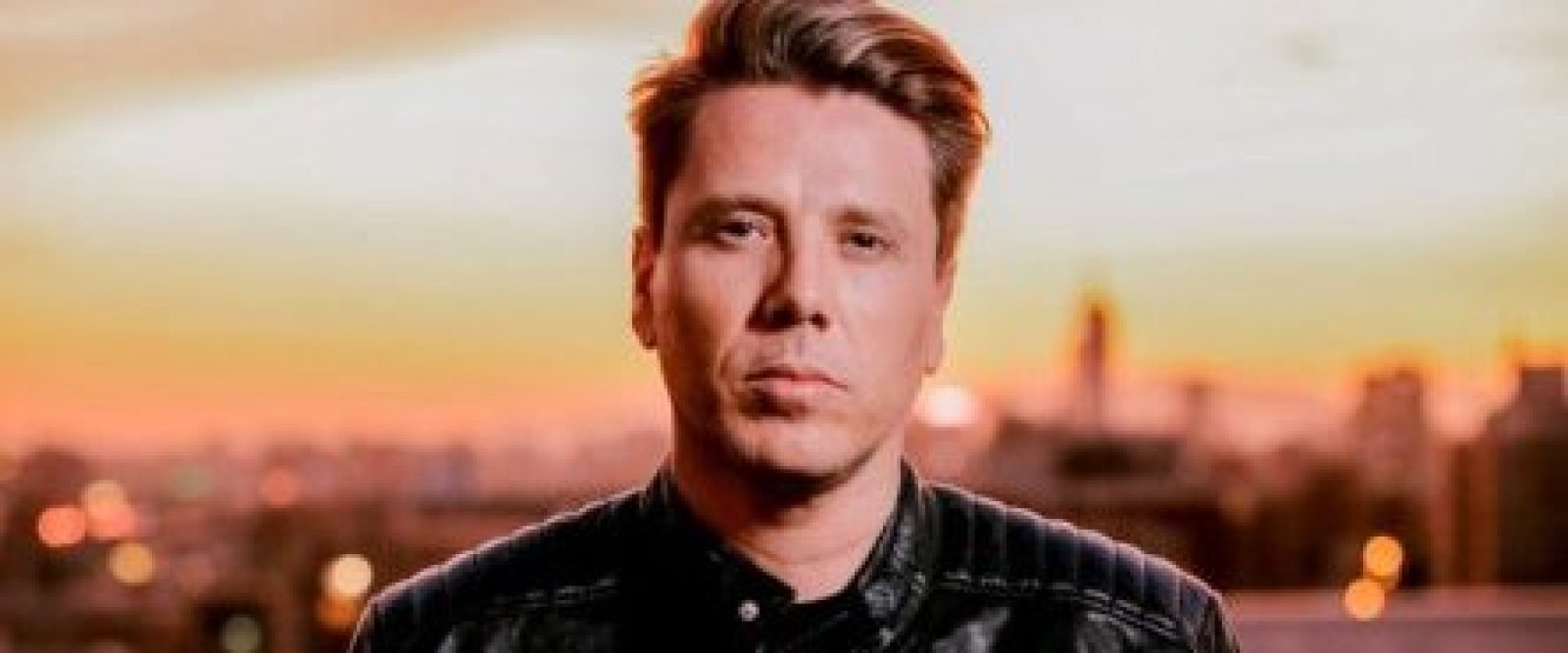 Cantante Andrés de León estalla tras cancelación de shows en Puerto Montt y Chiloé: artista acusa “pésima gestión” y productora responde