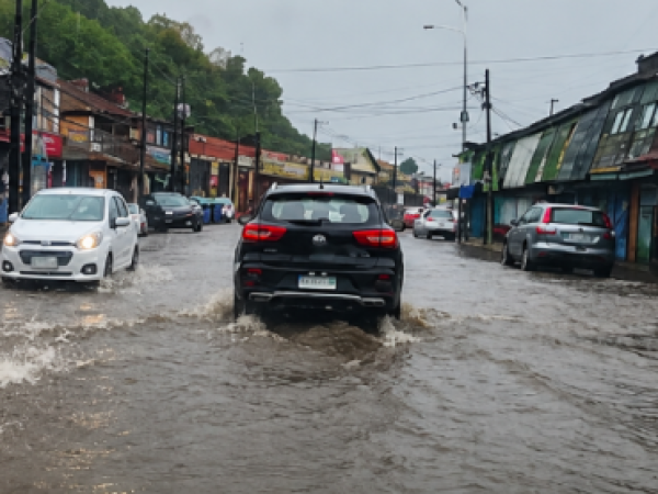 Río atmosférico categoría 3 podría dejar hasta 70 mm en Puerto Montt
