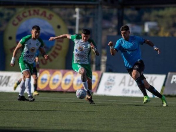 Dura caída en el Chinquihue: Deportes Puerto Montt fue goleado 4-0 por Iquique y pierde terreno en Primera B