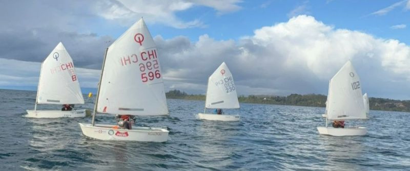 Jóvenes navegantes protagonizaron el Grand Prix Regional 3 de Optimist en el lago Llanquihue