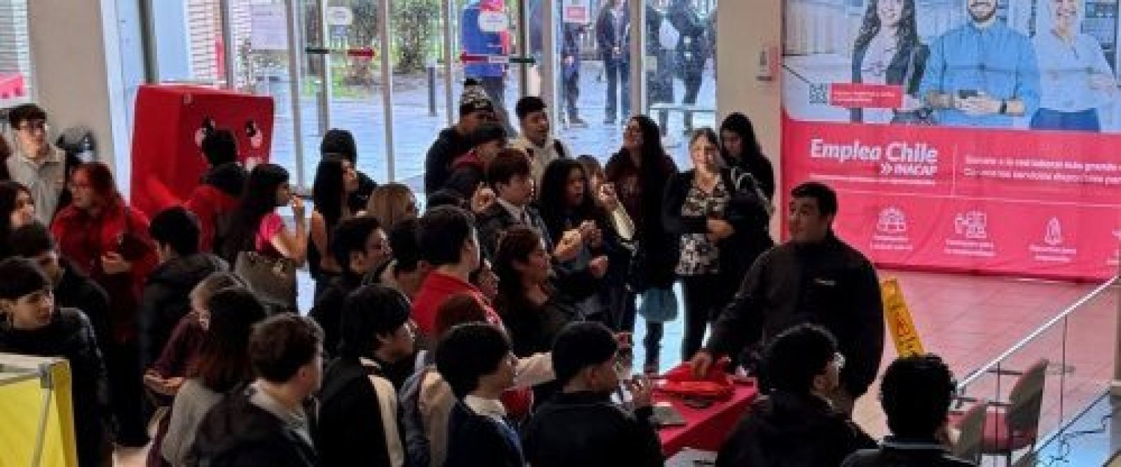 INACAP Puerto Montt abre sus puertas en horario vespertino: conoce carreras, becas y beneficios