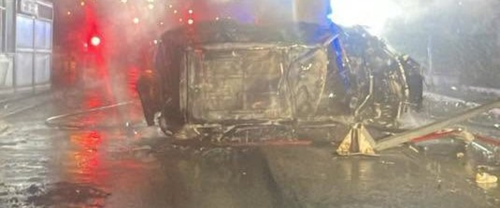 Puerto Varas: una persona muere tras choque e incendio de vehículo en peaje norte