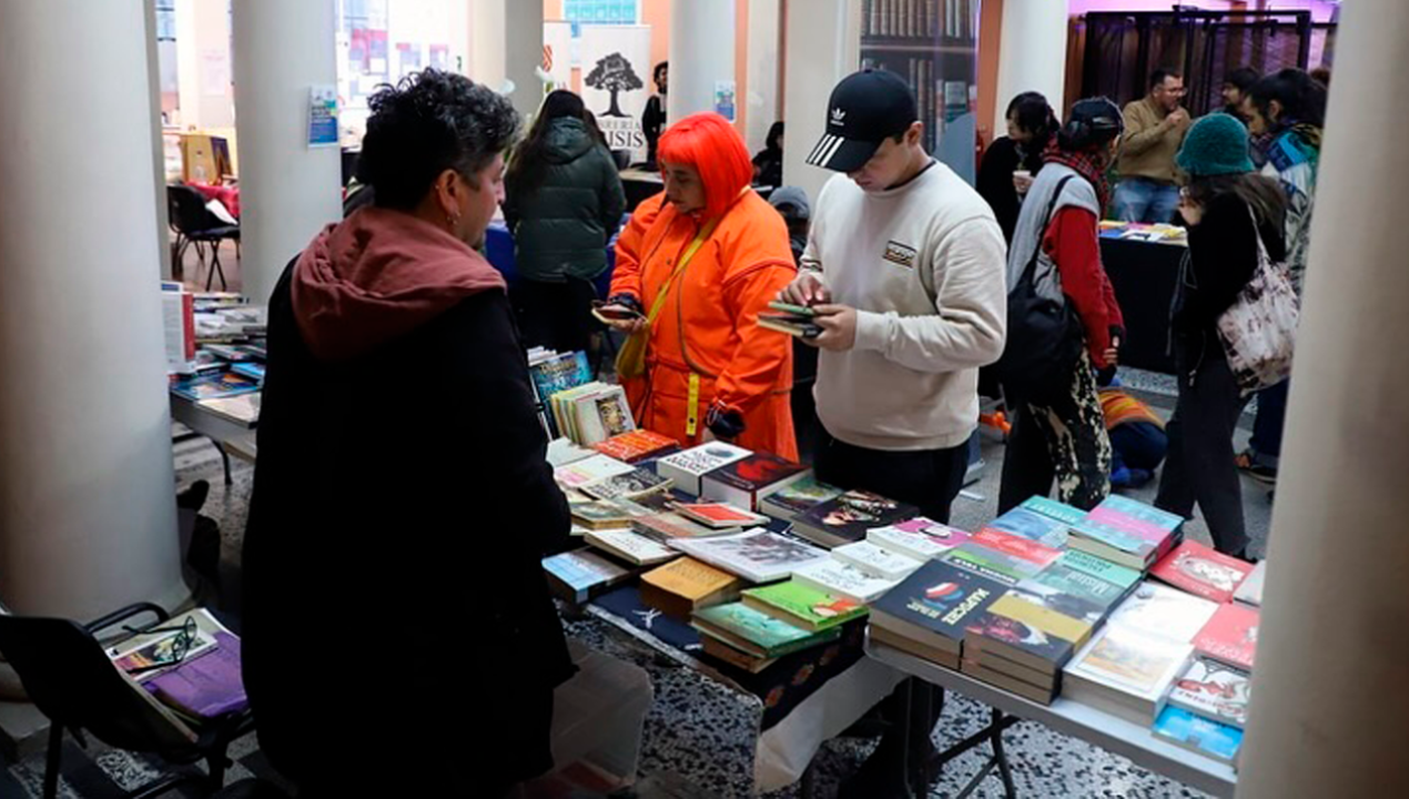 /regionales/region-de-valparaiso/festival-de-literatura-llenara-de-libros-y-panoramas-iconica-plaza-de