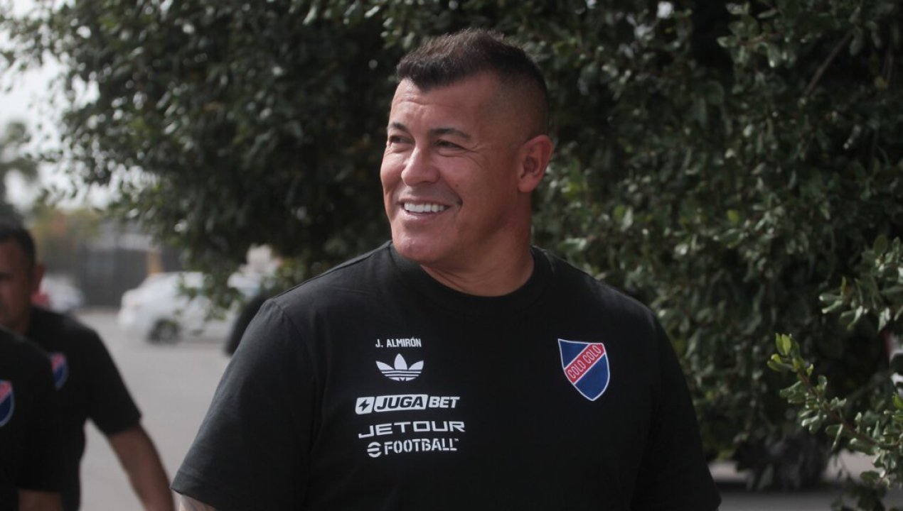/deportes/futbol-chileno/colo-colo/se-queda-o-se-va-anibal-mosa-aclara-el-futuro-de-jorge-almiron-en-colo