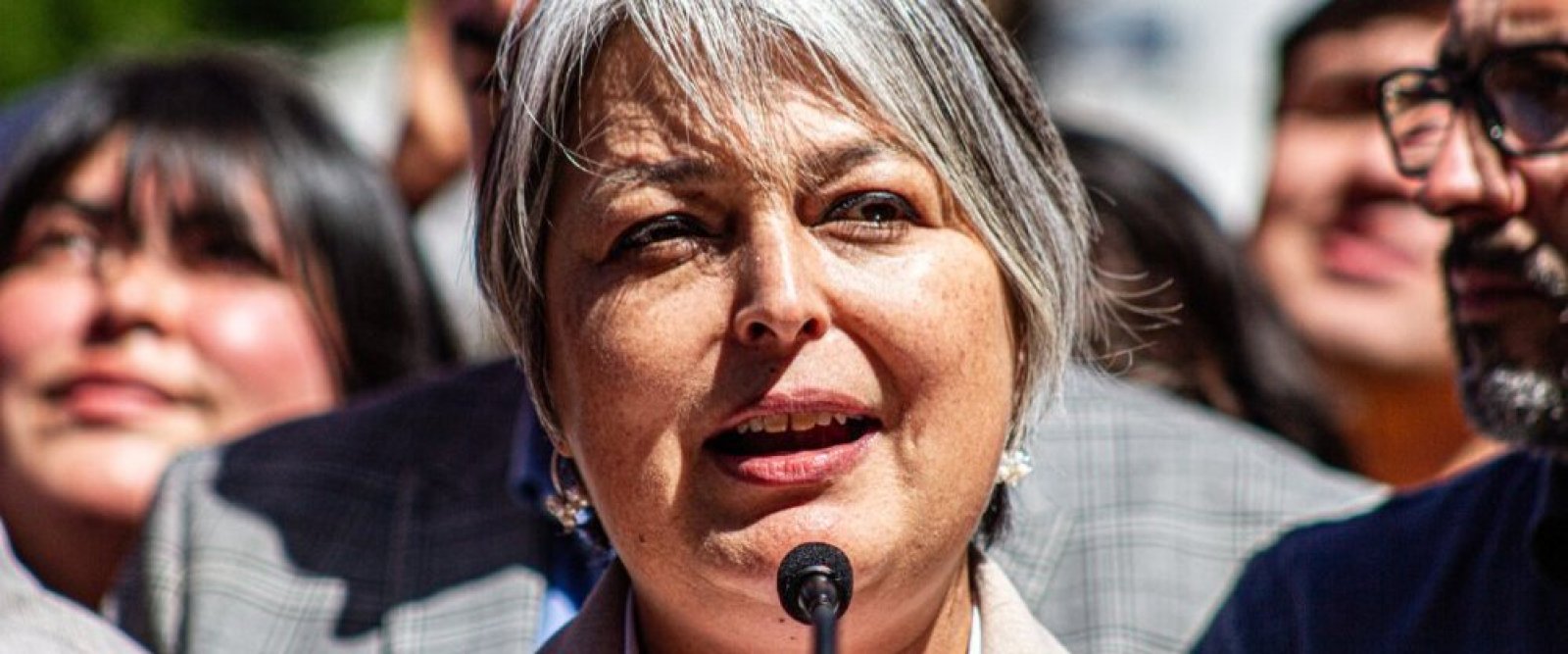 “Todos merecemos respeto”: Jeannette Jara frena a Kast tras polémico discurso