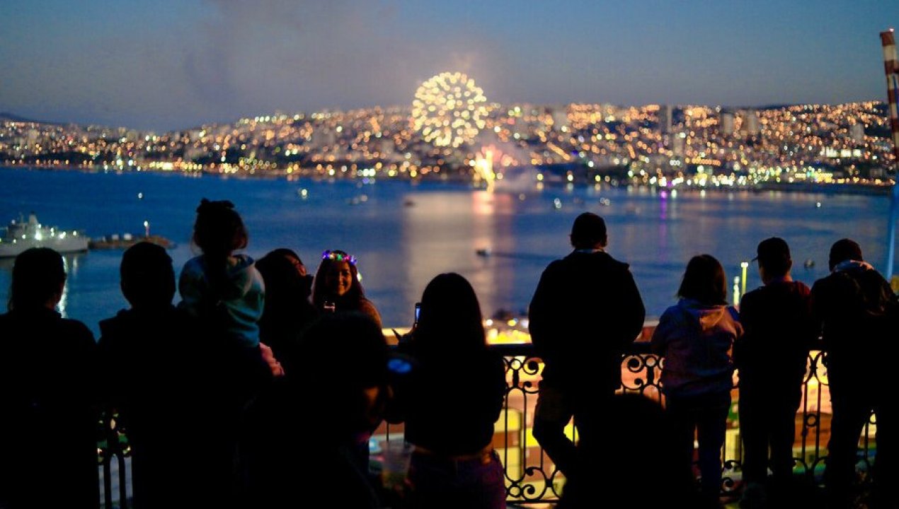 /actualidad/cabalas-y-rituales-de-ano-nuevo-como-lo-vivimos-en-chile