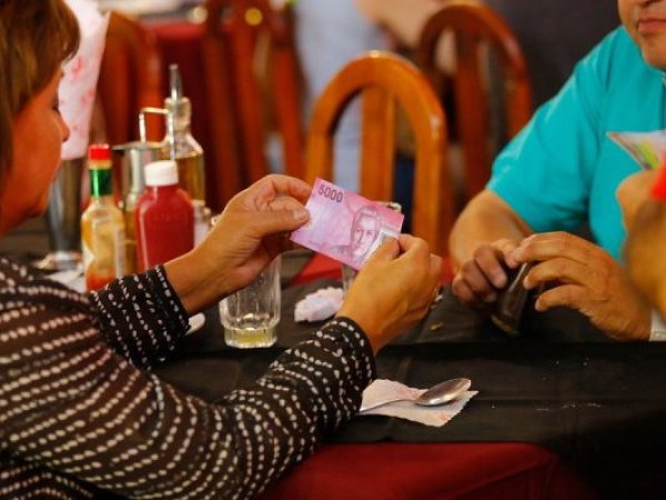 Deuda de los hogares bajó un 16% y marca el mayor alivio financiero en un año