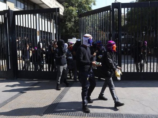 Superintendencia deroga normas sobre Aula Segura y enfoque de género en colegios