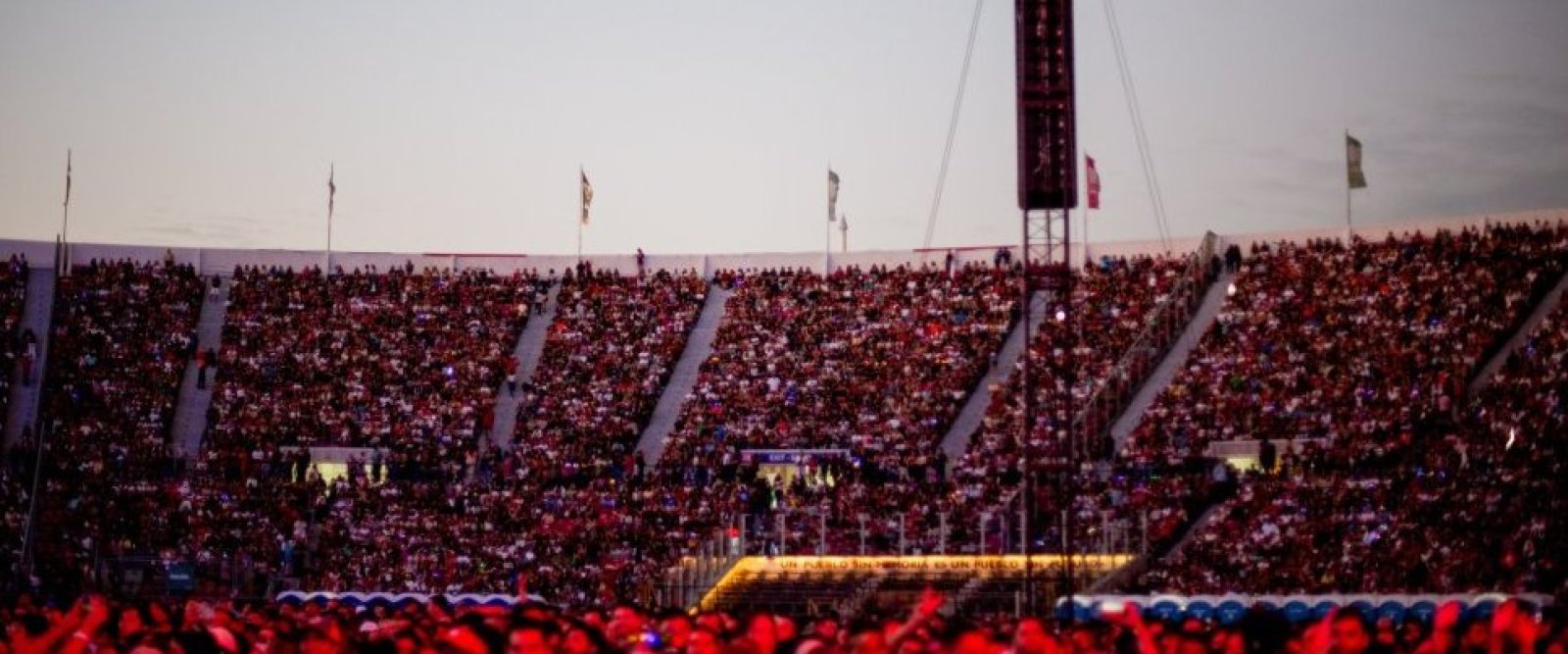 Disponibilidad del Estadio Nacional hace peligrar concierto de BTS en Chile