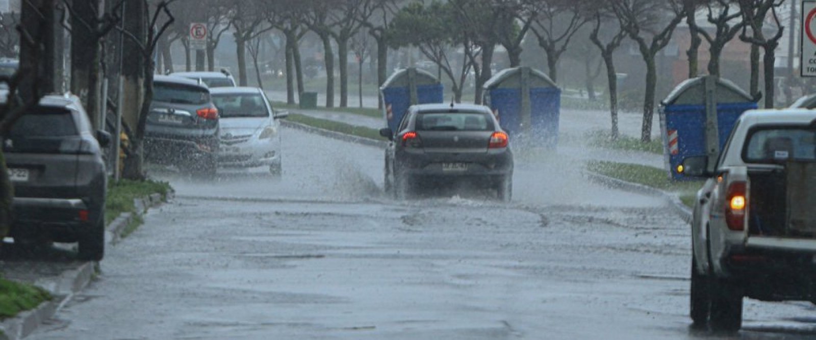 Sistema frontal: dos personas fallecidos y más de 2000 personas aisladas