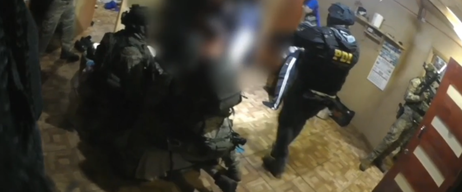 Policía y Ejército detinen a presuntos integrantes de banda terrorista en La Araucanía