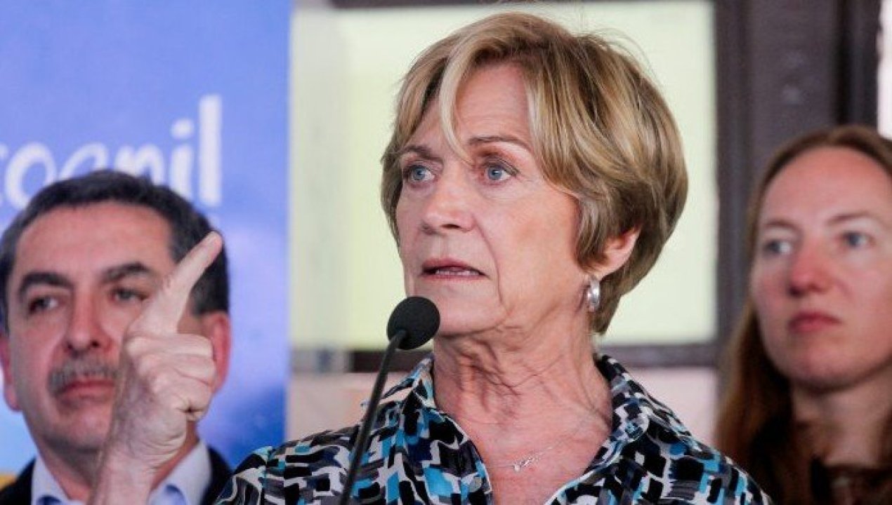 /cierre-de-campana-de-evelyn-matthei-convoca-a-bajo-publico-en-el-santa