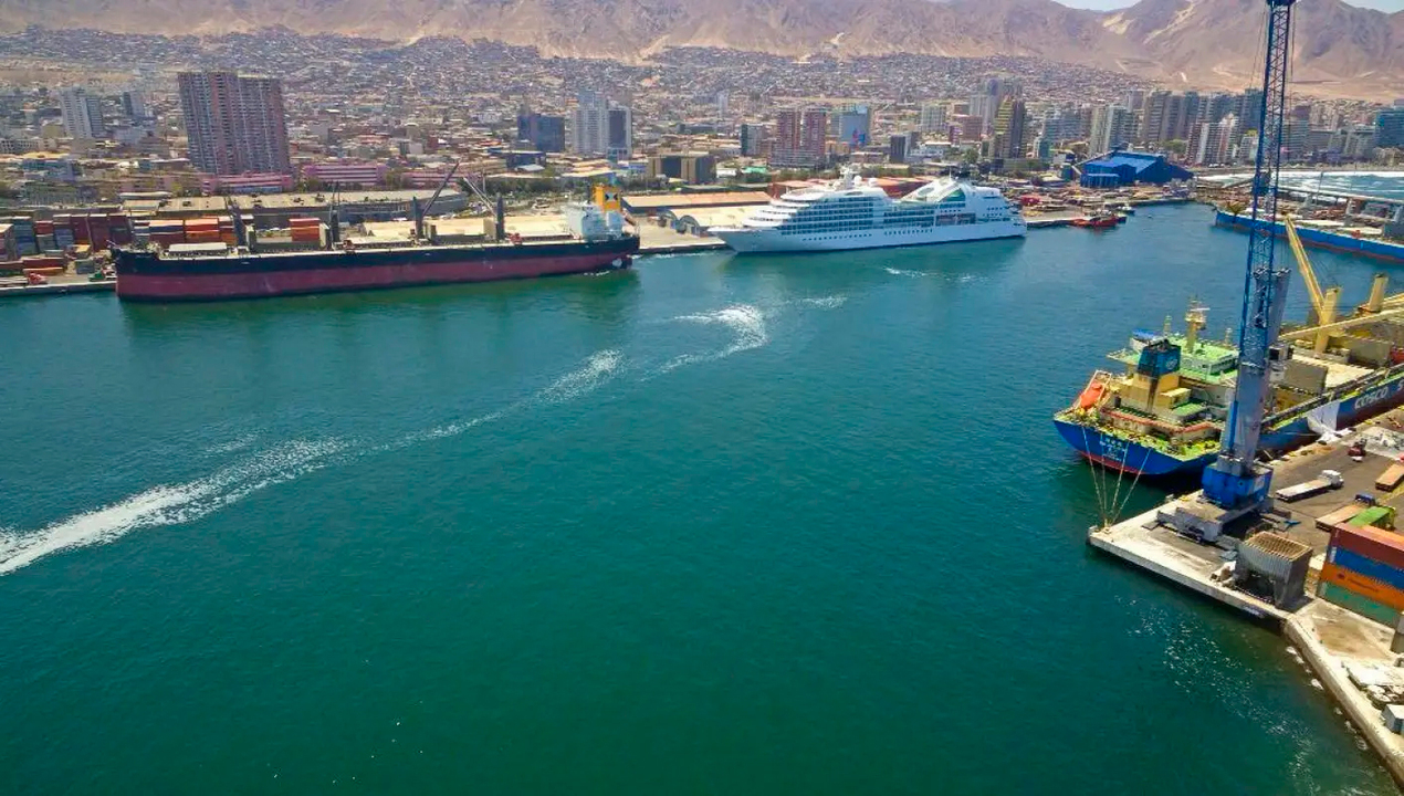 /universidad-de-antofagasta-y-gobierno-regional-abordaron-las-acciones-y