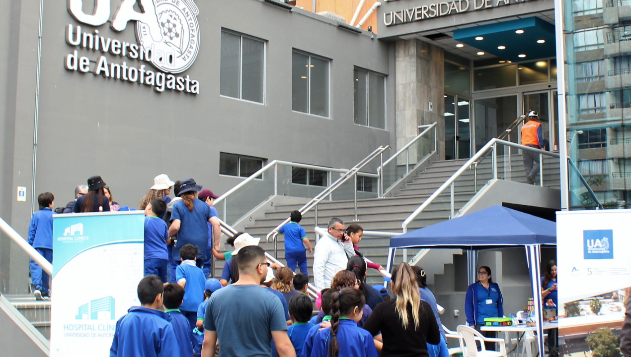 /hcua-fortalece-atencion-de-calidad-y-formacion-de-especialistas-en-la